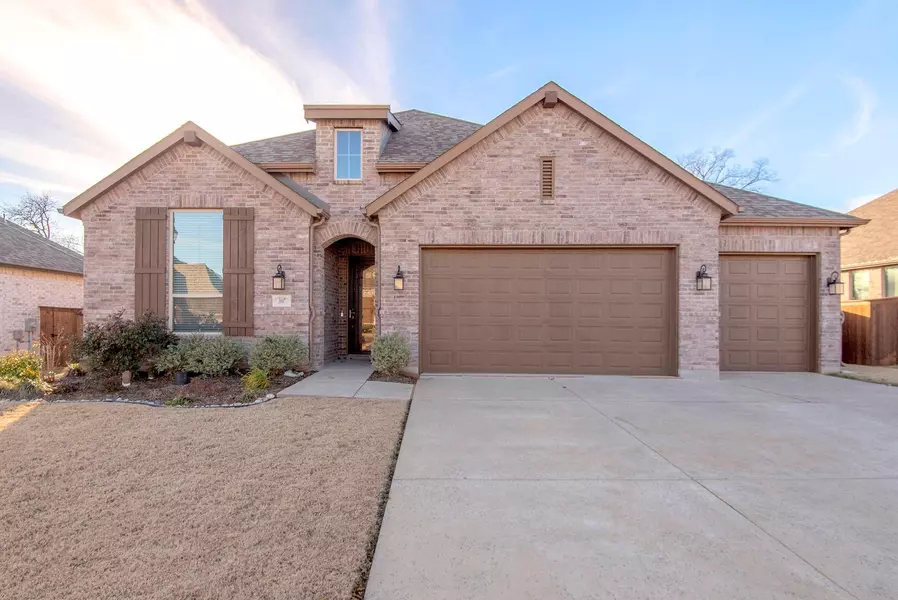 3807 Deer Point Drive, Denison, TX 75020