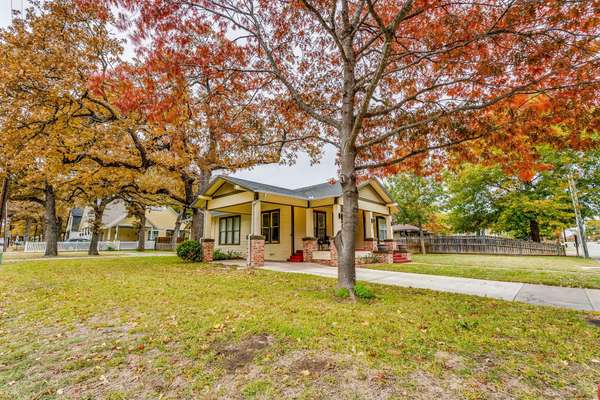 Weatherford, TX 76086,910 S Waco Street