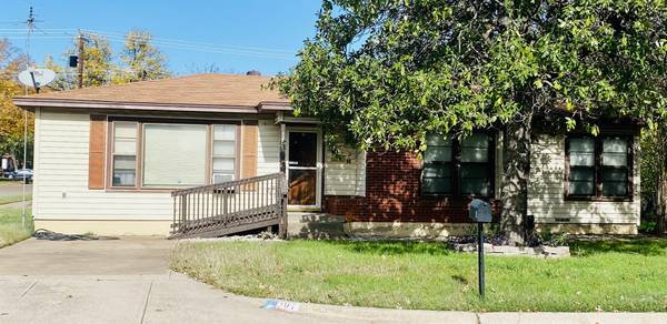 501 E Ellen Avenue, Hurst, TX 76053