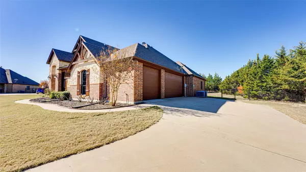 Waxahachie, TX 75167,165 Stone Field Court