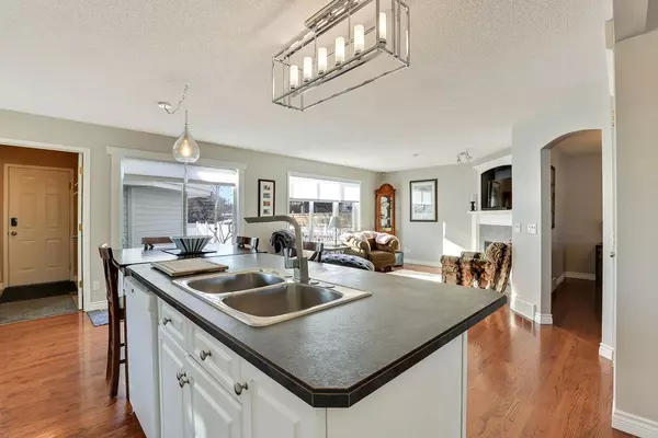 Calgary, AB T2Z 2X6,175 Inverness WAY SE