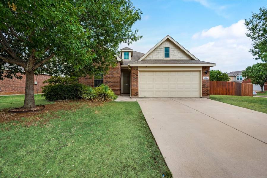 1500 Beeley Lane, Burleson, TX 76028