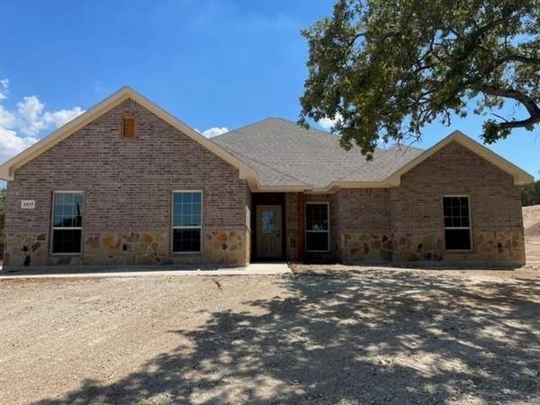 1035 Knoxmiller Court, Weatherford, TX 76088