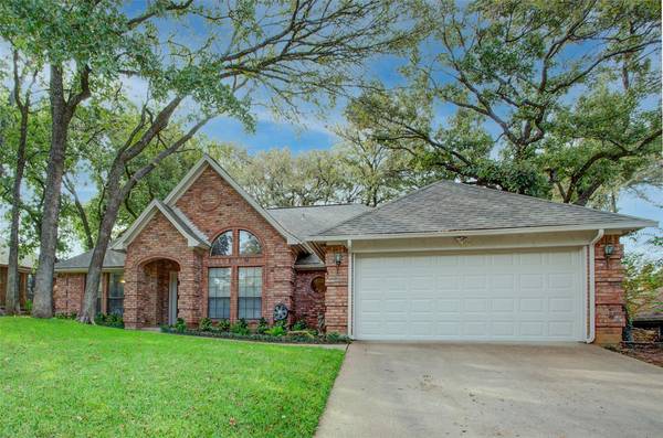 Bedford, TX 76022,1300 Donna Lane