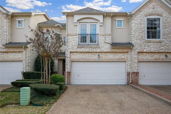 2530 Champagne Drive, Irving, TX 75038