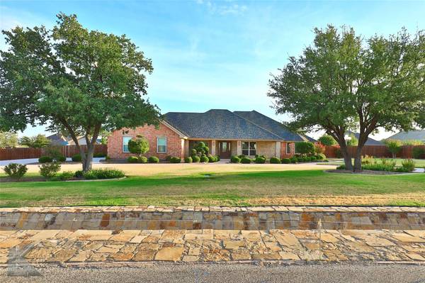 134 Divide Avenue, Tuscola, TX 79562