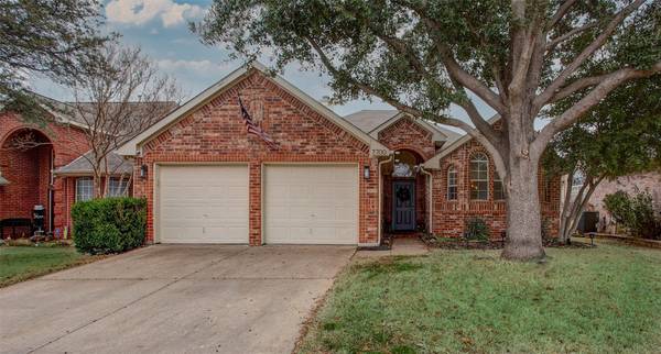 7700 Beaver Head Road, Fort Worth, TX 76137