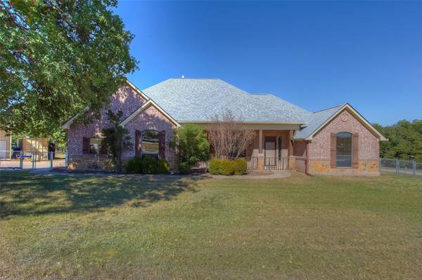 103 Hedges Circle, Weatherford, TX 76085