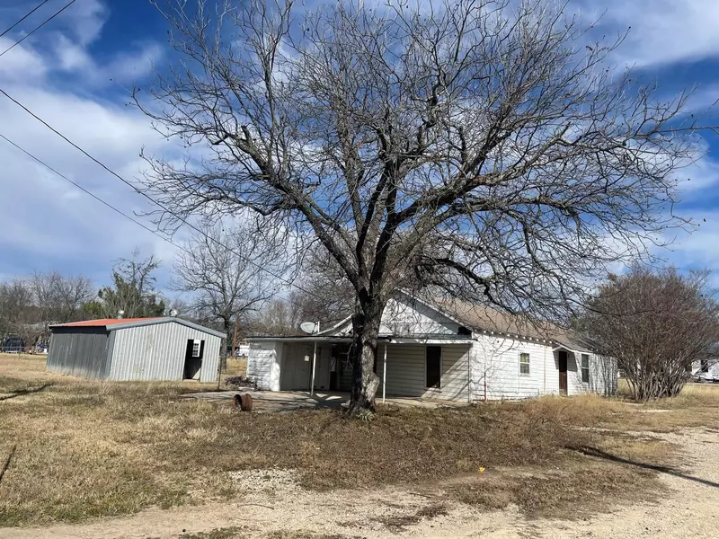 303 E Cedar Street, Lometa, TX 76853