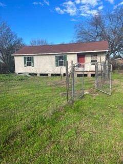 10709 Third Street, Mansfield, TX 76063