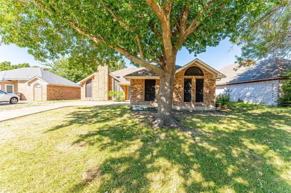 111 N Winding Oaks Drive, Wylie, TX 75098