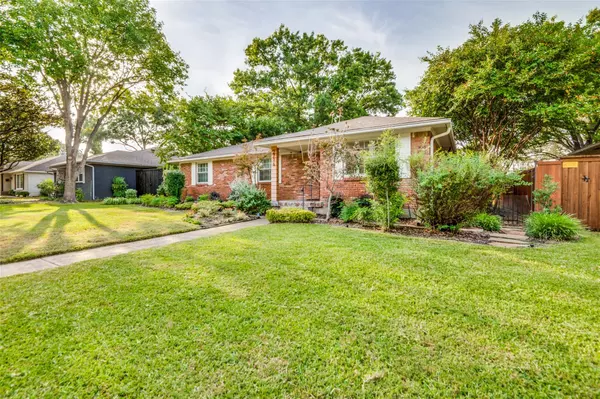 Dallas, TX 75228,2716 Sharpview Lane