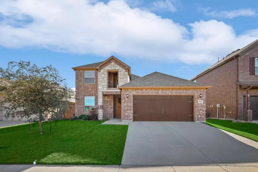 5513 Tuxbury Pond Drive, Fort Worth, TX 76179