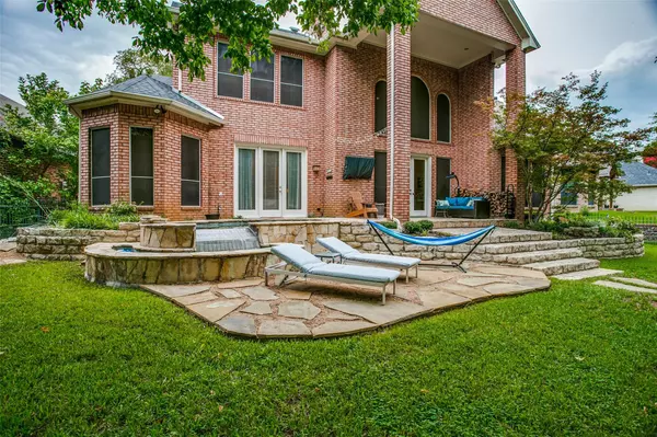 Fort Worth, TX 76112,5832 Forest Bend Place