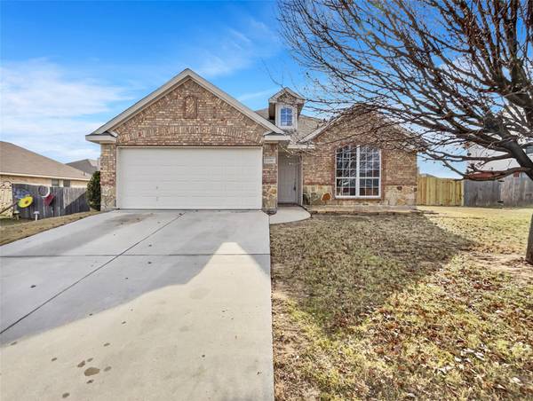 106 Legendary Court, Newark, TX 76071