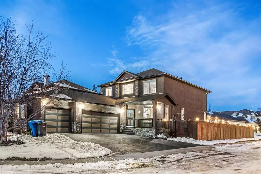 Chestermere, AB T1X 1L1,104 Oakmere PL