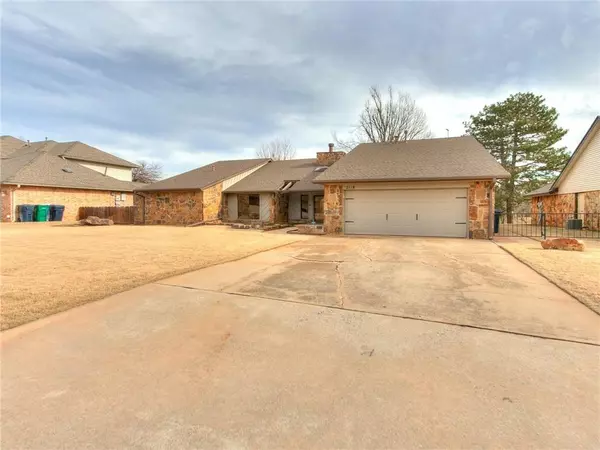 2118 Bonnycastle Lane, Yukon, OK 73099