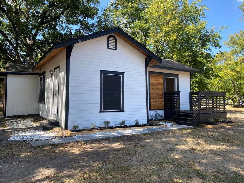 1002 Rees Street, Greenville, TX 75401