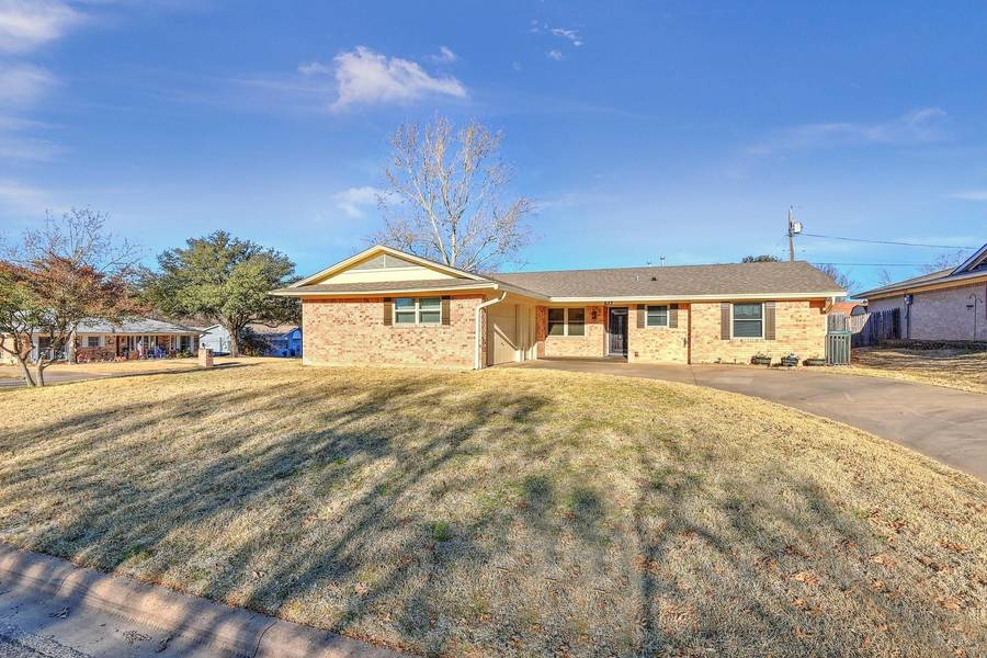 623 Oxford Drive, Sherman, TX 75092