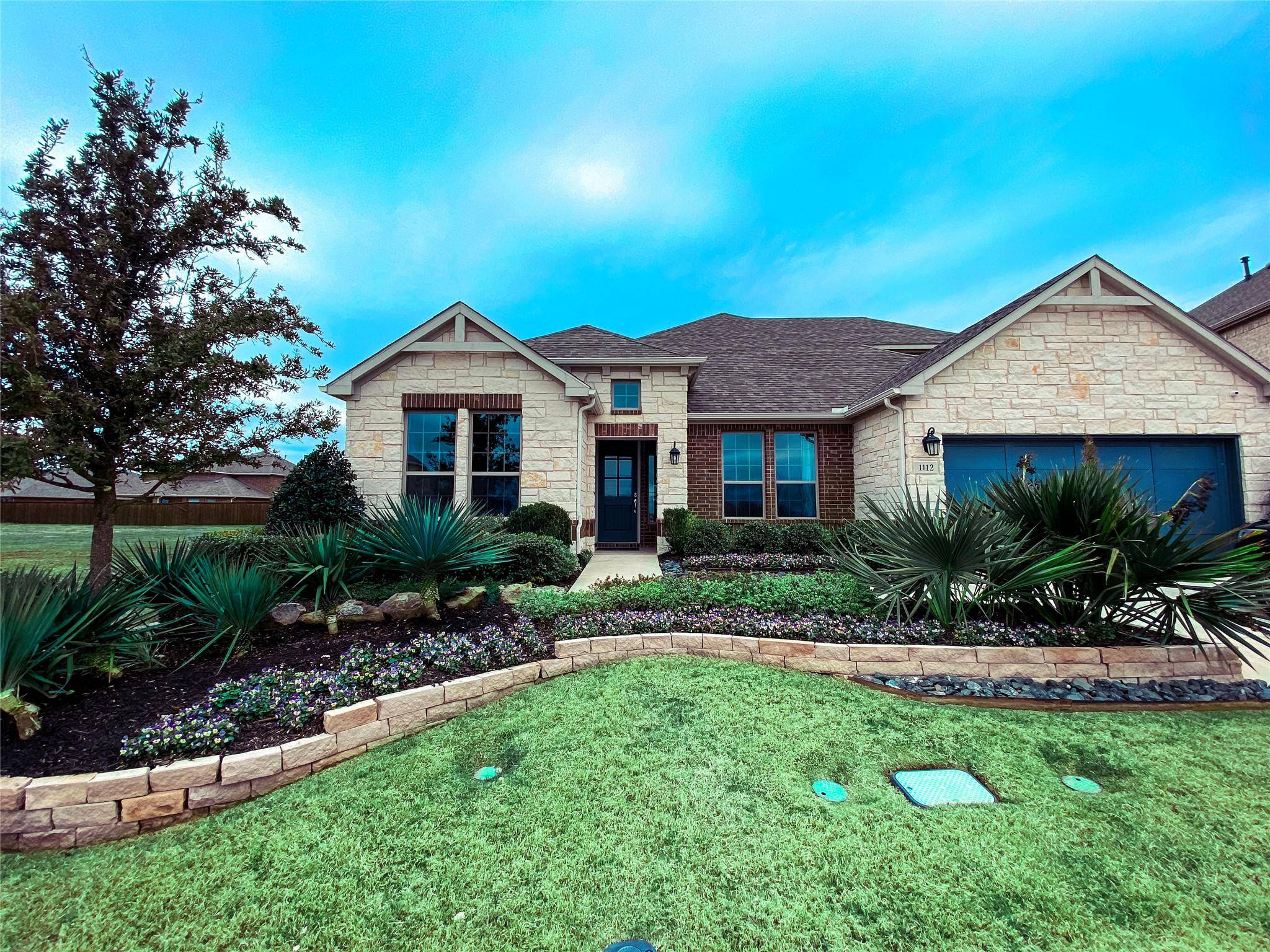 1112 Garden Grove Lane,  Forney,  TX 75126