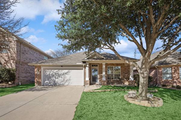 3909 Denridge Lane, Fort Worth, TX 76262