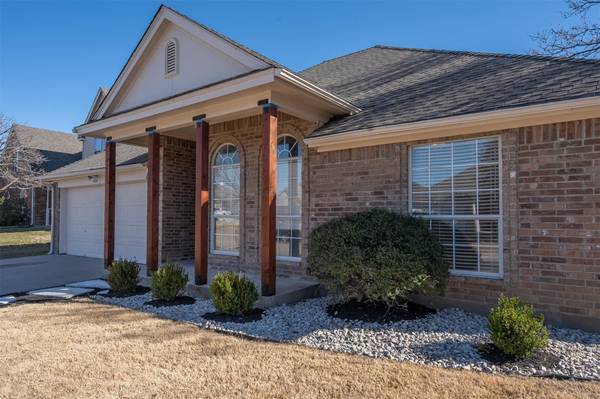 404 Taos Court E, Aledo, TX 76008