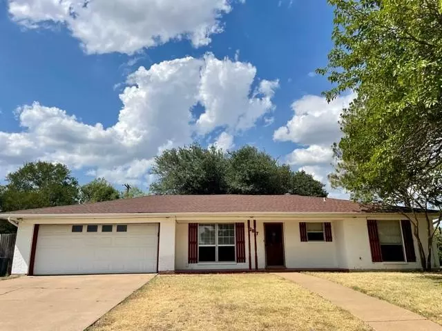 Mineral Wells, TX 76067,2817 11th Street NE