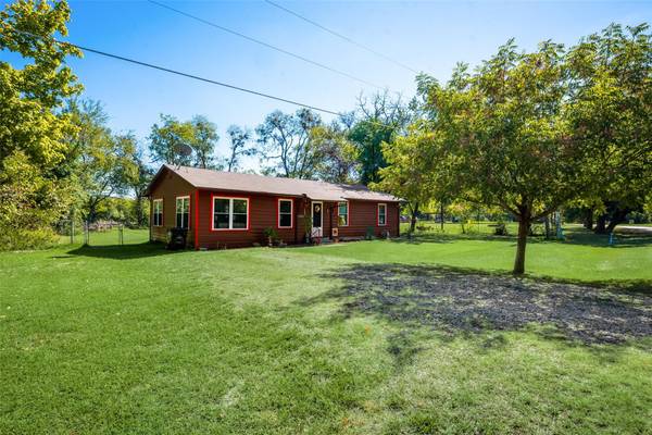 Terrell, TX 75161,11426 County Road 377