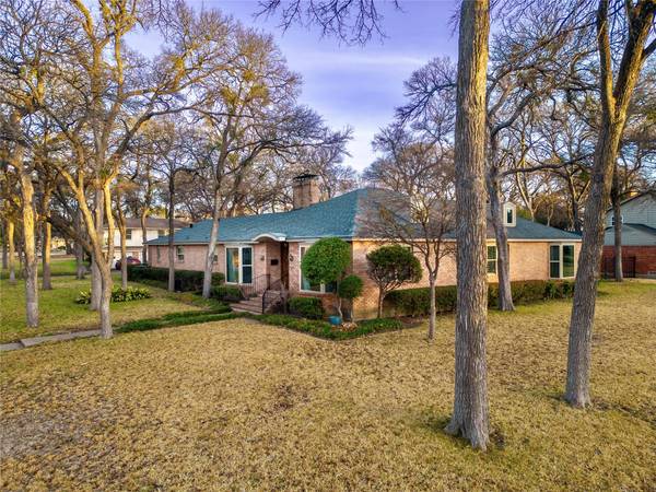 3214 Ridgedale Drive, Garland, TX 75041