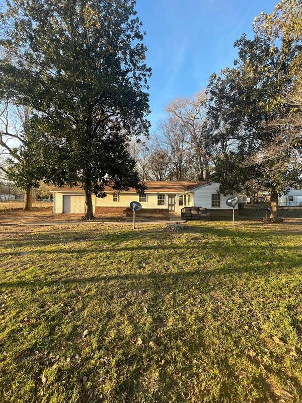 526 Mitchell Street, Winnsboro, TX 75494