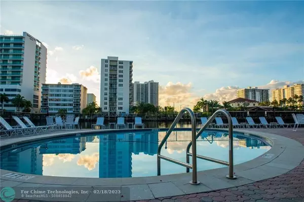 Fort Lauderdale, FL 33306,2881 NE 32nd St  #320