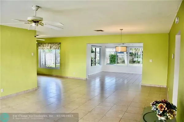 Boca Raton, FL 33431,455 NE 33rd St