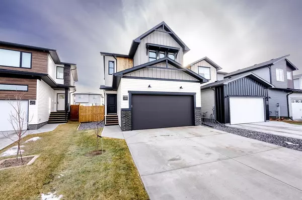 Lethbridge, AB T1J 5V3,1231 Pacific CIR W