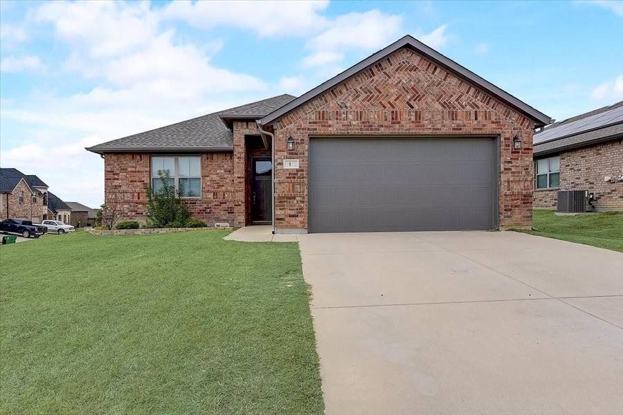 1 Bluebird Lane, Sanger, TX 76266