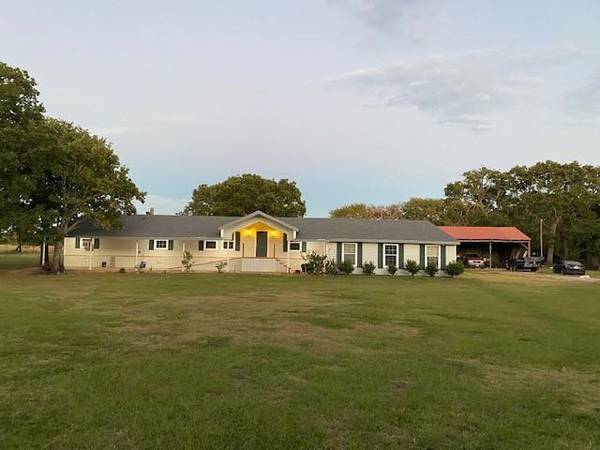 317 County Road 2404,  Kemp,  TX 75143