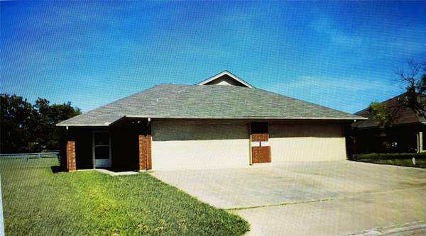 113 Honey Bee Drive,  Joshua,  TX 76058