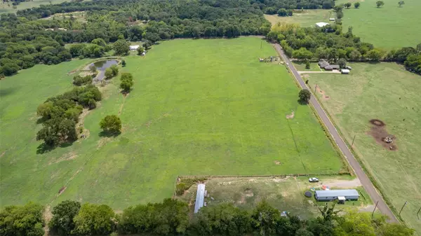 Como, TX 75482,17.8 AC CR 2324