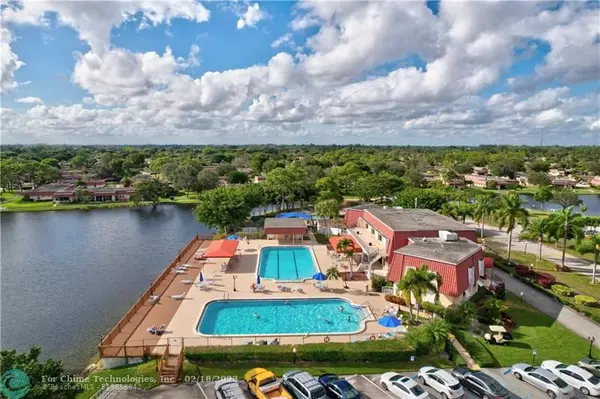 Lake Worth Beach, FL 33467,200 Cape Cod Cir  #200