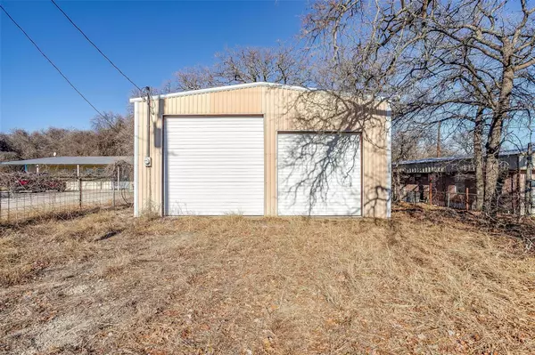 Springtown, TX 76082,207 Belle Place