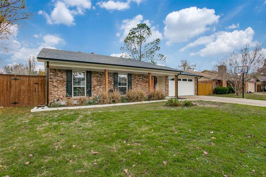 3009 Spring Grove Drive, Bedford, TX 76021