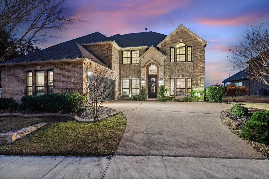 6416 Lakecrest Drive, Sachse, TX 75048