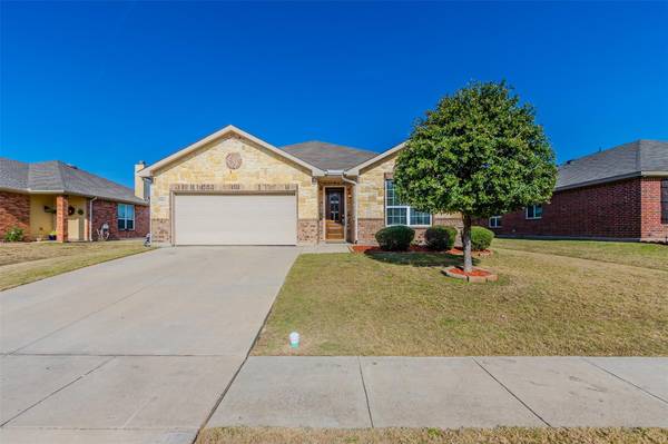 1633 Kawati Way, Krum, TX 76249