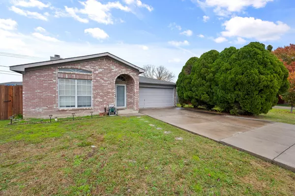 Arlington, TX 76001,935 Packard Drive