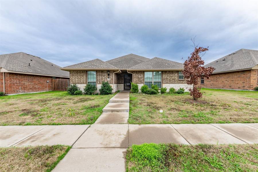 530 Cottonview Drive, Waxahachie, TX 75165