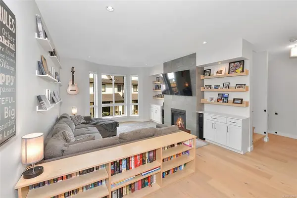 Langford, BC V9B 0Y4,2986 Burlington Cres