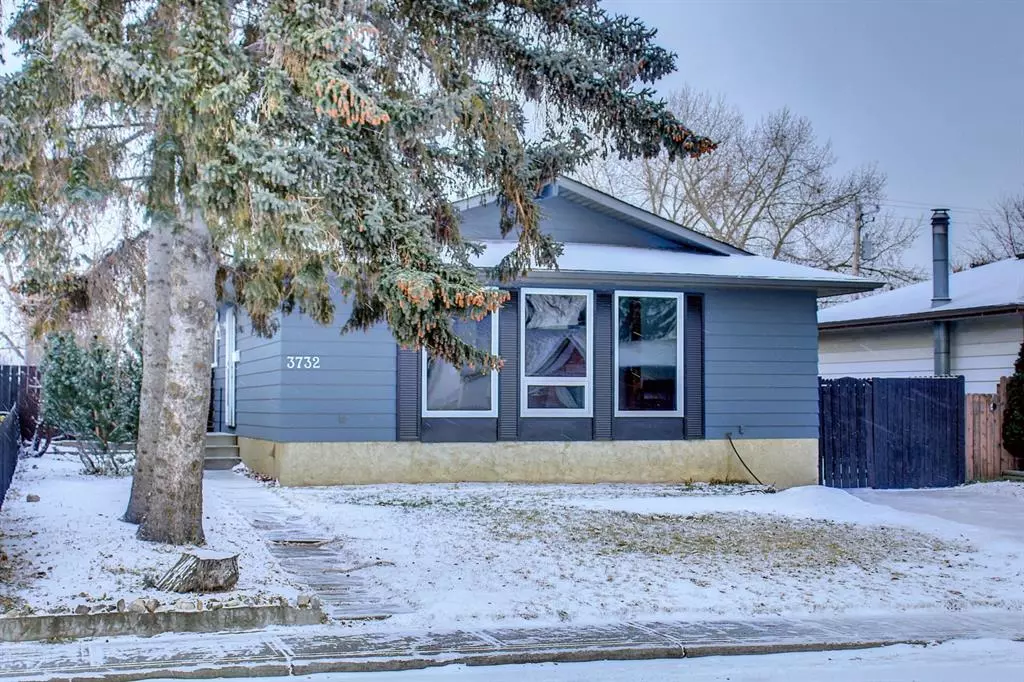 Calgary, AB T2B 2H8,3732 26A ST SE