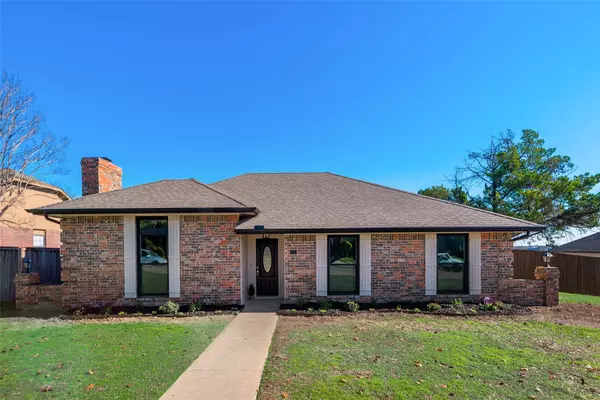 171 Wildwood Drive, Desoto, TX 75115