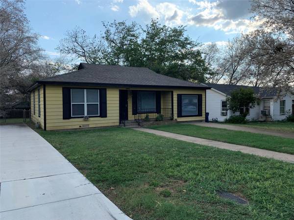 4328 Voncille Street, Haltom City, TX 76117