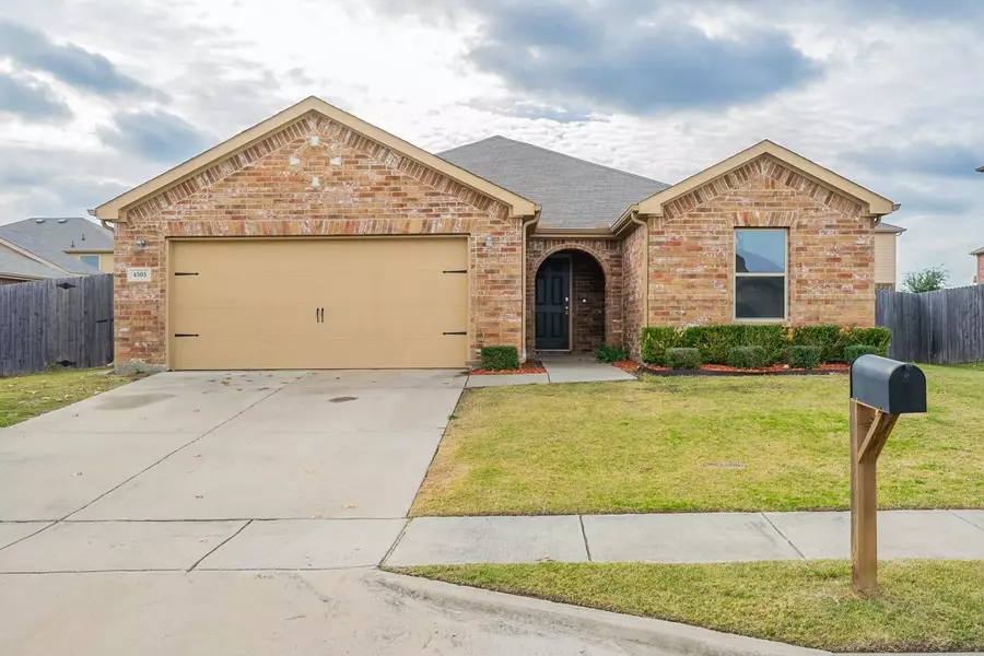 4505 Maplewood Avenue, Balch Springs, TX 75180