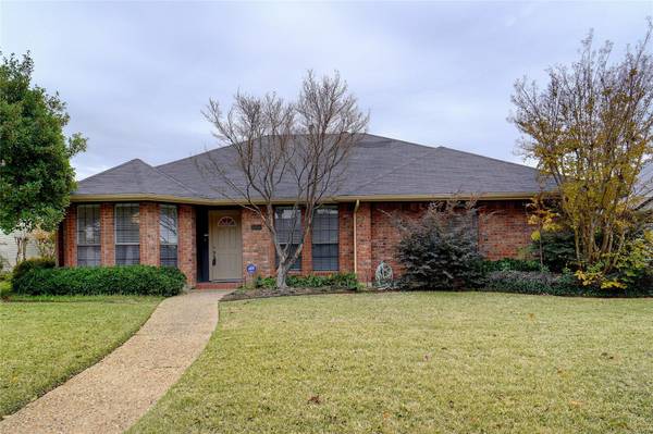 2004 Greenstone Trail, Carrollton, TX 75010